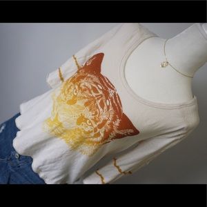 We the free tiger top